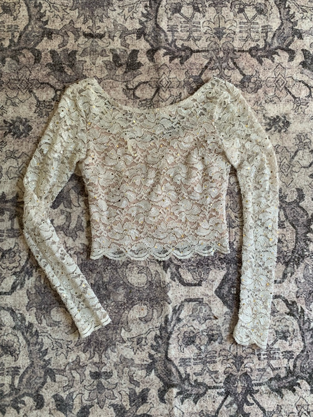 Lace Crop Top - Picture 2 of 5